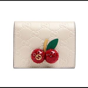 Gucci Signature Small Wallet w Cherries in White NEW IN BOX WITH DUSTBAG. RARE!